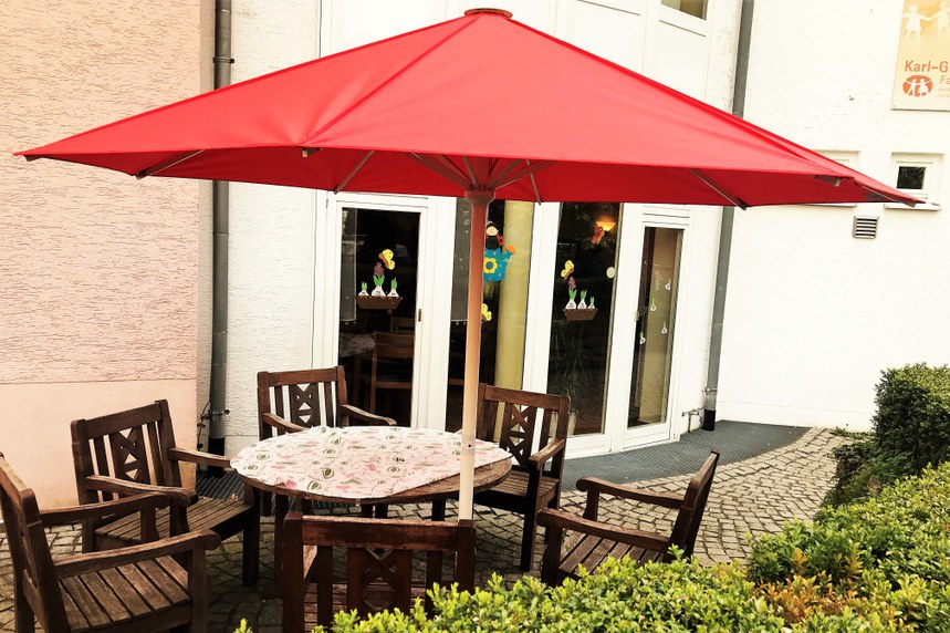 BistroGartenElternhaus