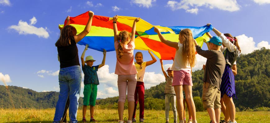 helfen-hilft-foerderverein-fuer-krebskranke-kinder-freiburg-vereine-und-organisationen1