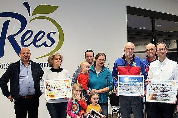 Edeka Rees Brutzer mit anderen