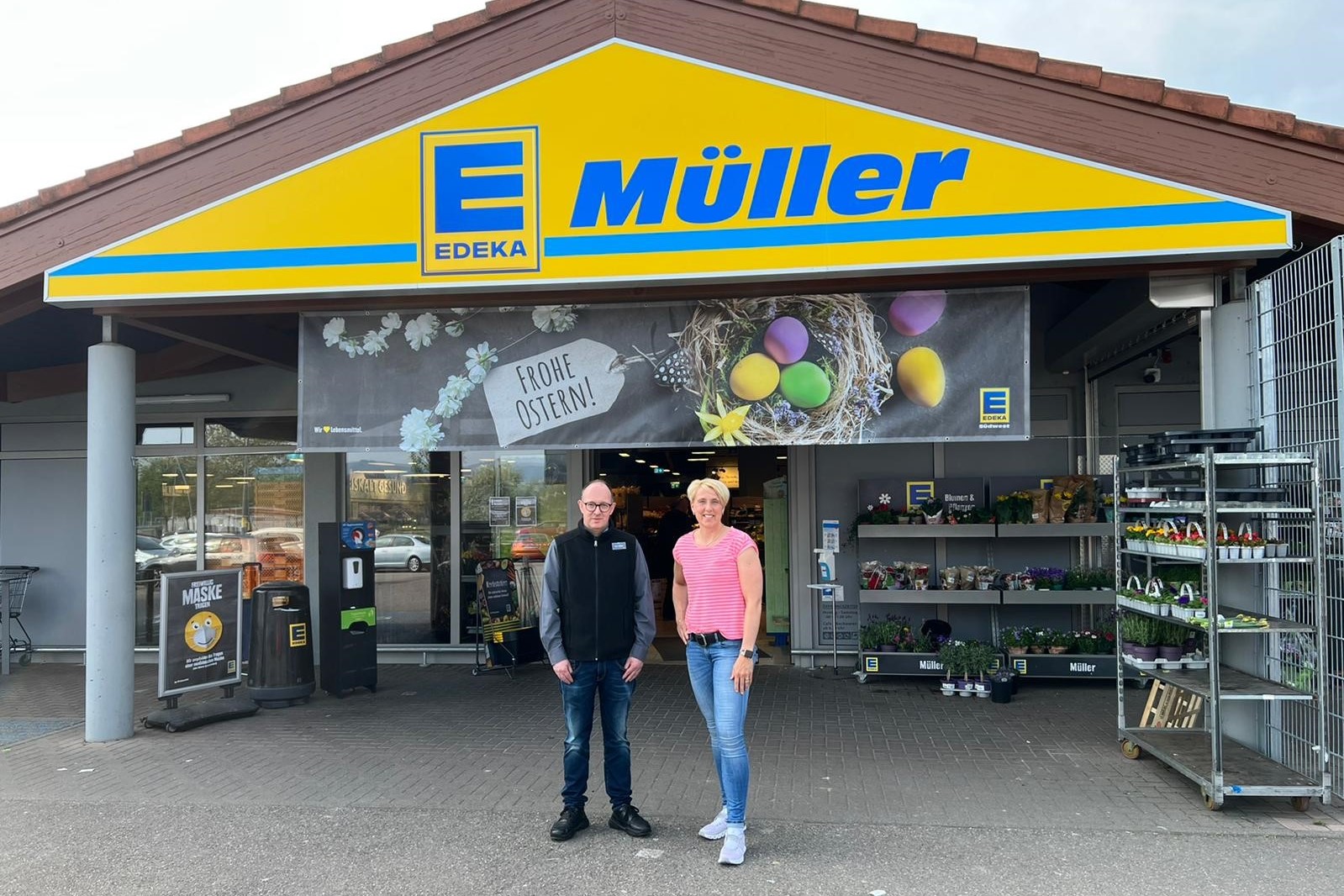 Edeka Kunden aus Mahlberg spenden Pfandbons - Frderverein fr krebskranke  Kinder Freiburg e. V.