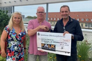 foerderverein-krebskranke-kinder-freiburg-falk-fliesen-2023