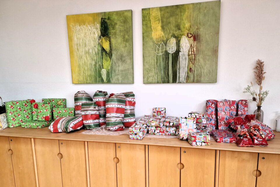 foerderverein-krebskranke-kinder-freiburg-spende-gkliatis-geschenke-2023