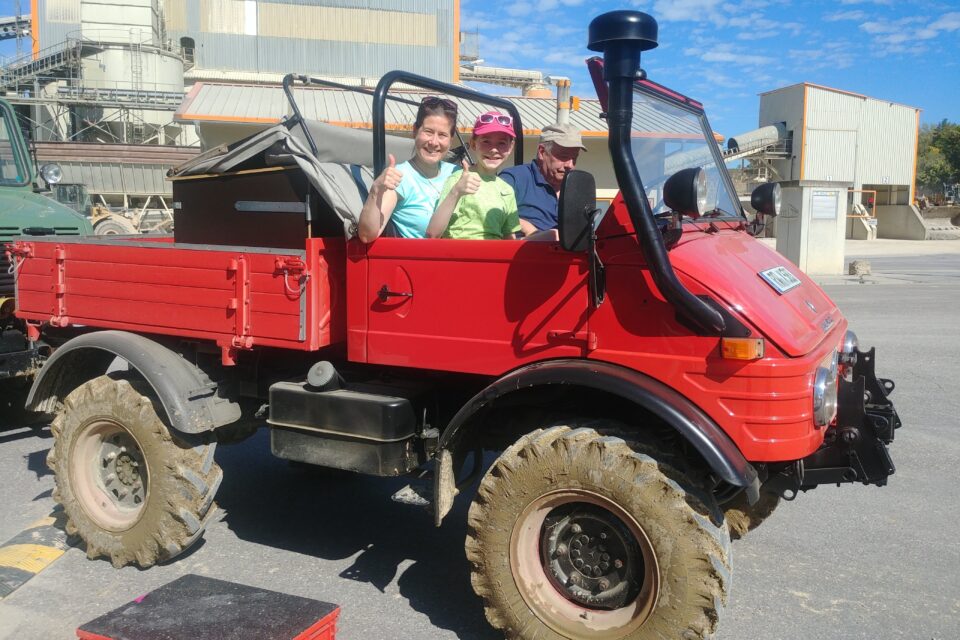 foerderverein-für-krebskranke-kinder-freiburg-unimog-2025-1